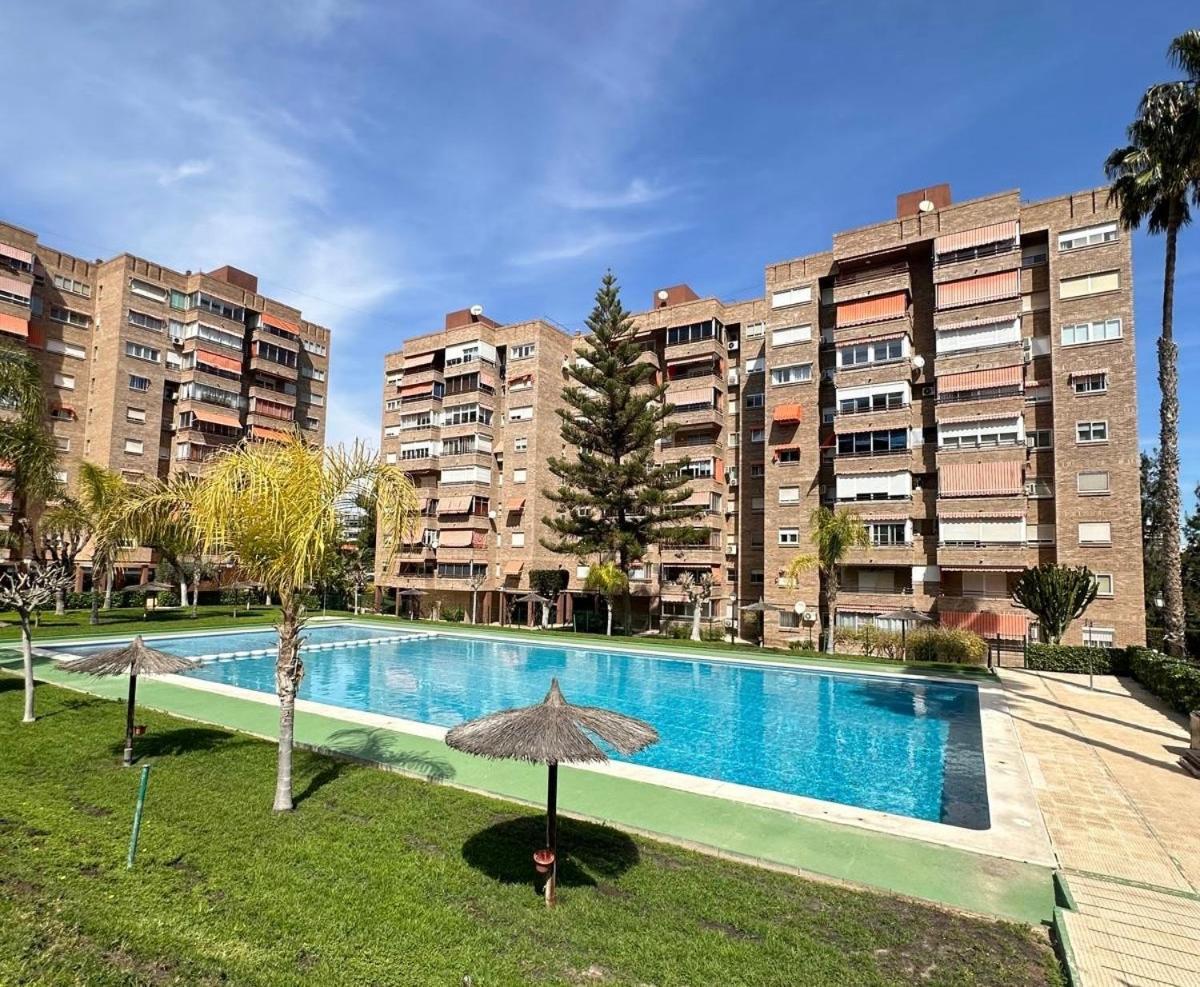Gran Apartamento, Aire Acondicionado, Piscina Y Parking Gratuito Appartamento *